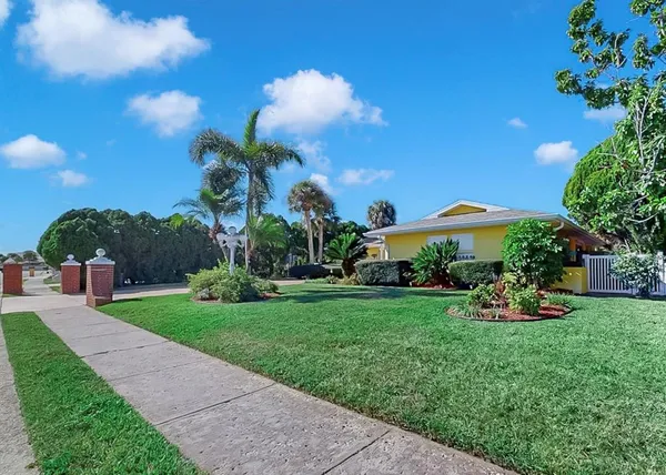 $630,000 | 6508 Solitaire Palm Way, Apollo Beach, FL 33572