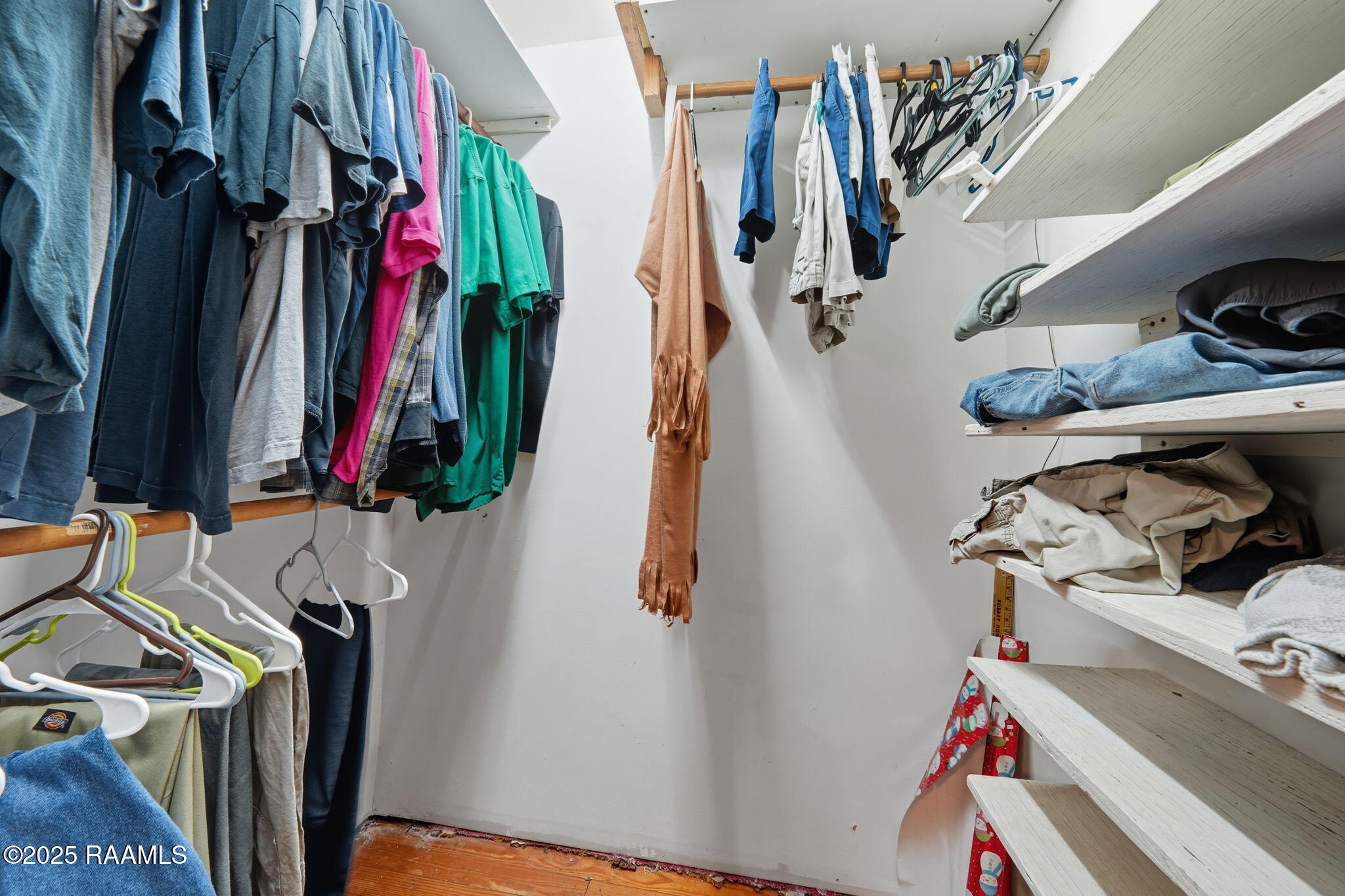 911 North Morvant Avenue Kaplan, LA 70548 - Photo 13 of 24 Closet