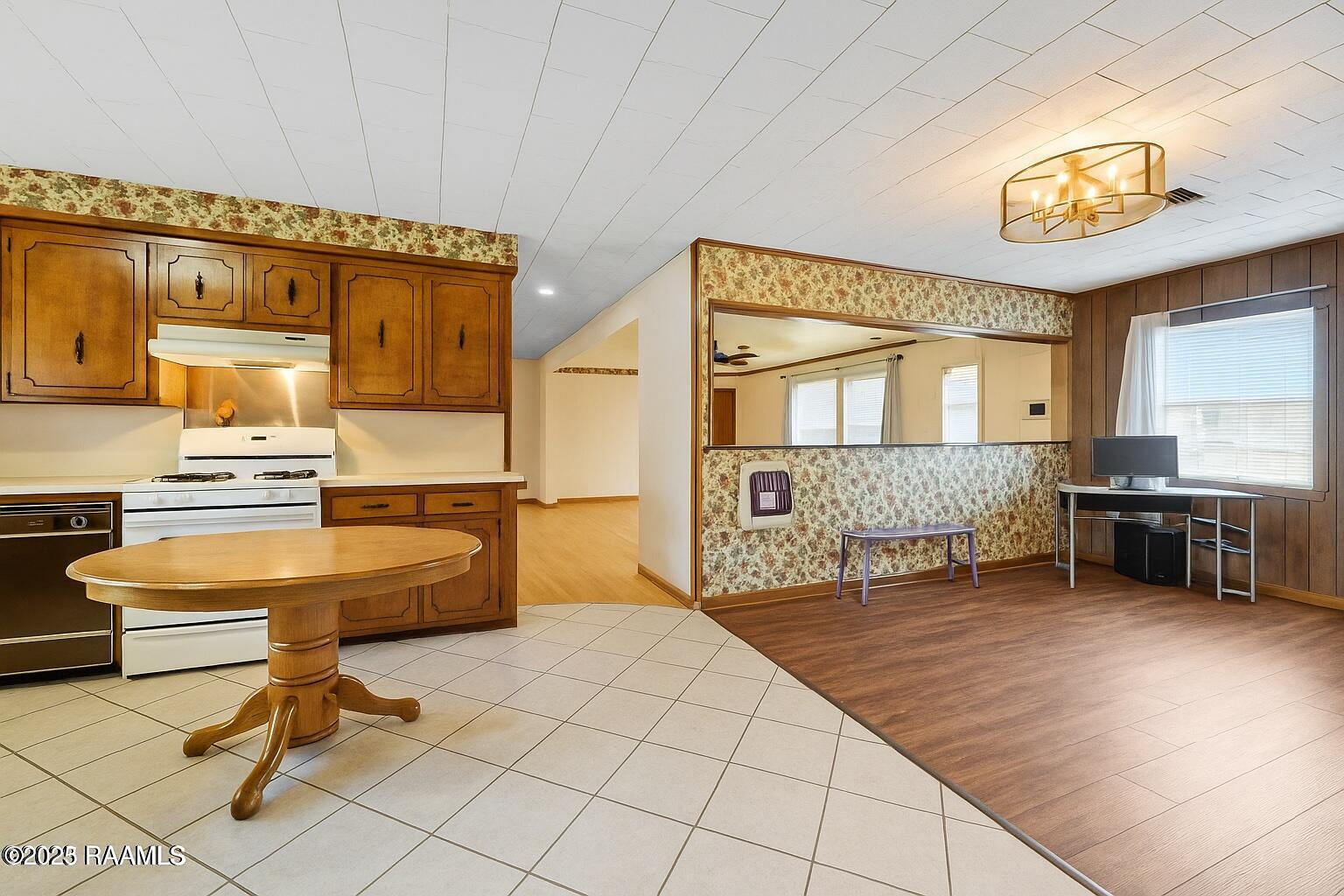 911 North Morvant Avenue Kaplan, LA 70548 - Photo 5 of 24 Kitchen Edited