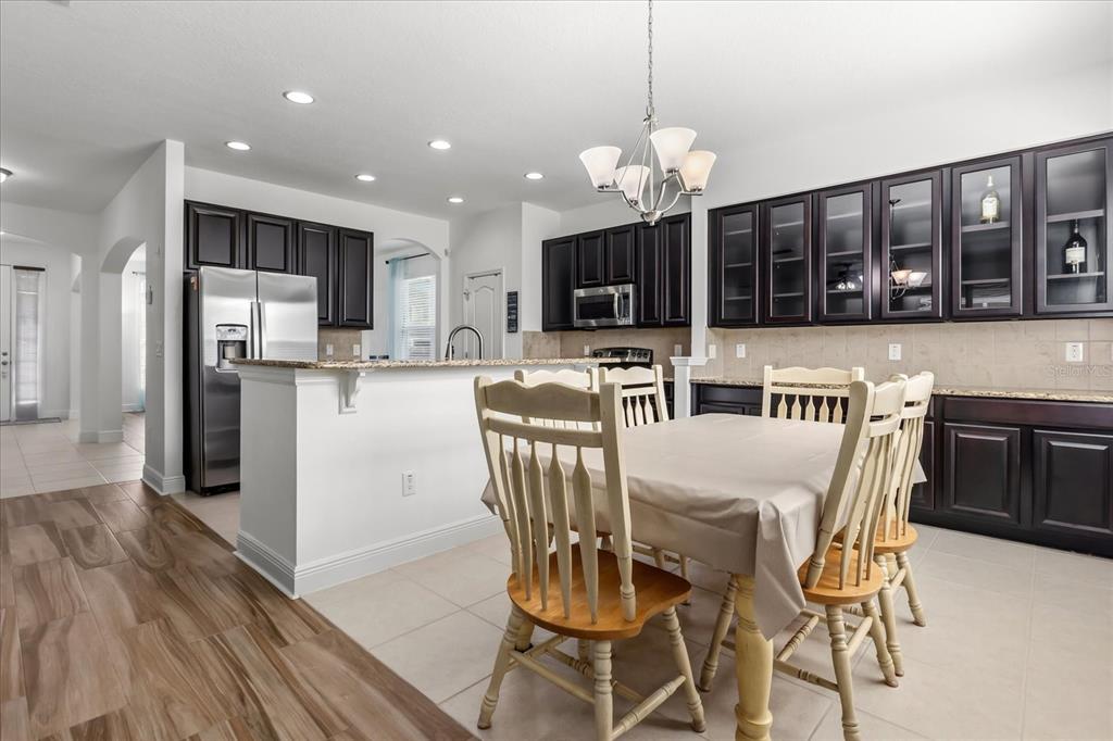 10536 Cabbage Tree Loop Orlando, FL 32825 - Photo 9 of 23