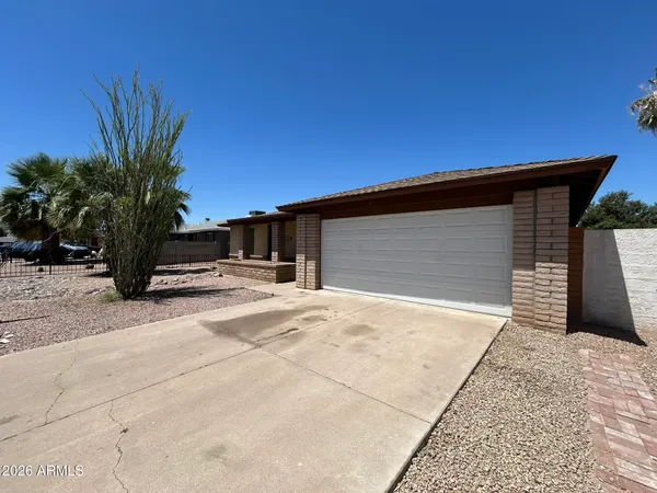 $2,150 | 2608 North Jay Street, Chandler, AZ 85225