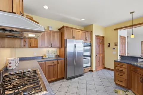 $1,595,000 | 1904 Barber Drive, Stoughton, WI 53589