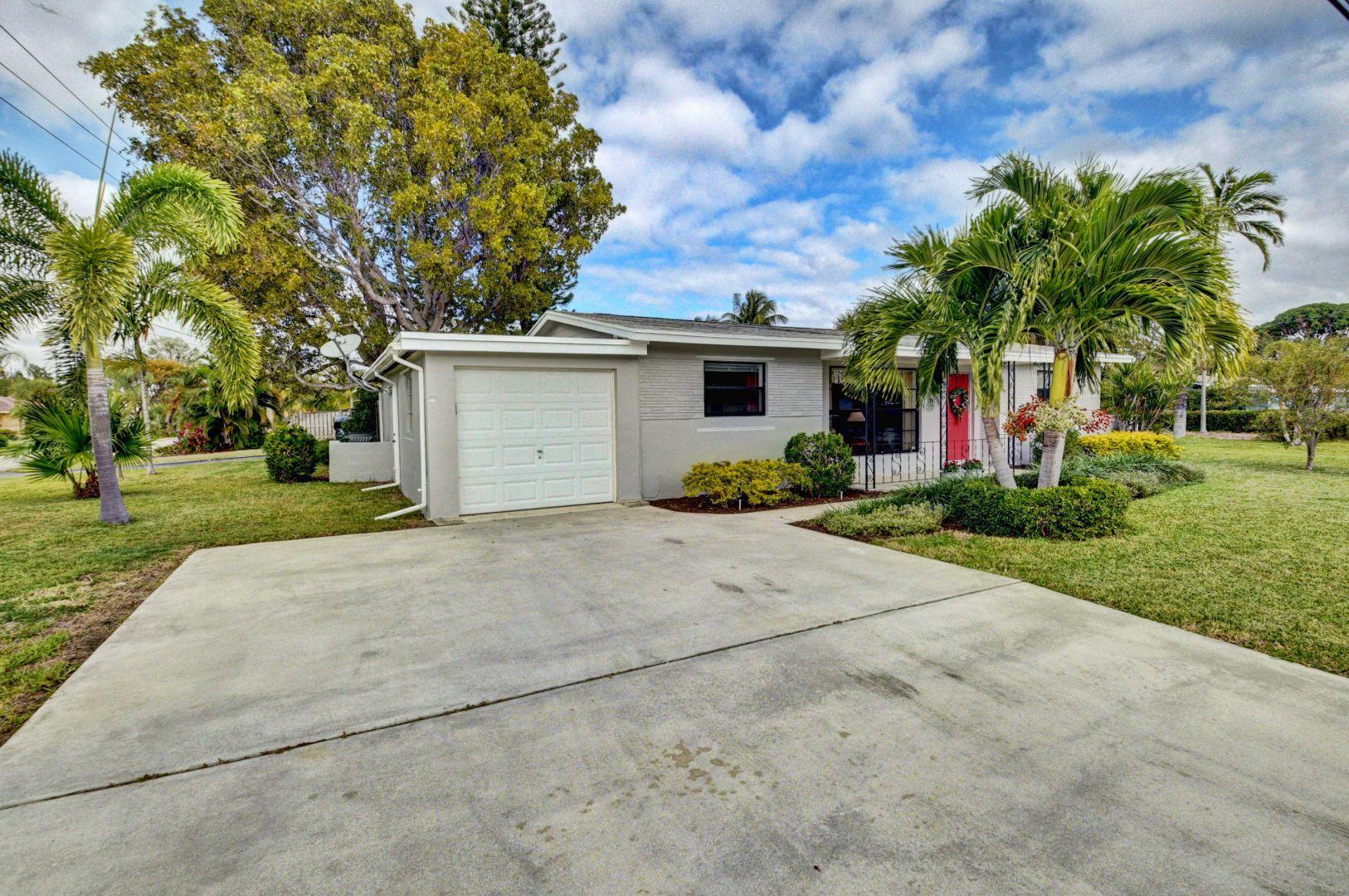 401 Northeast 44th Street Boca Raton, FL 33431 - Photo 2 of 29 09_dsc_6618_19_20_21_22