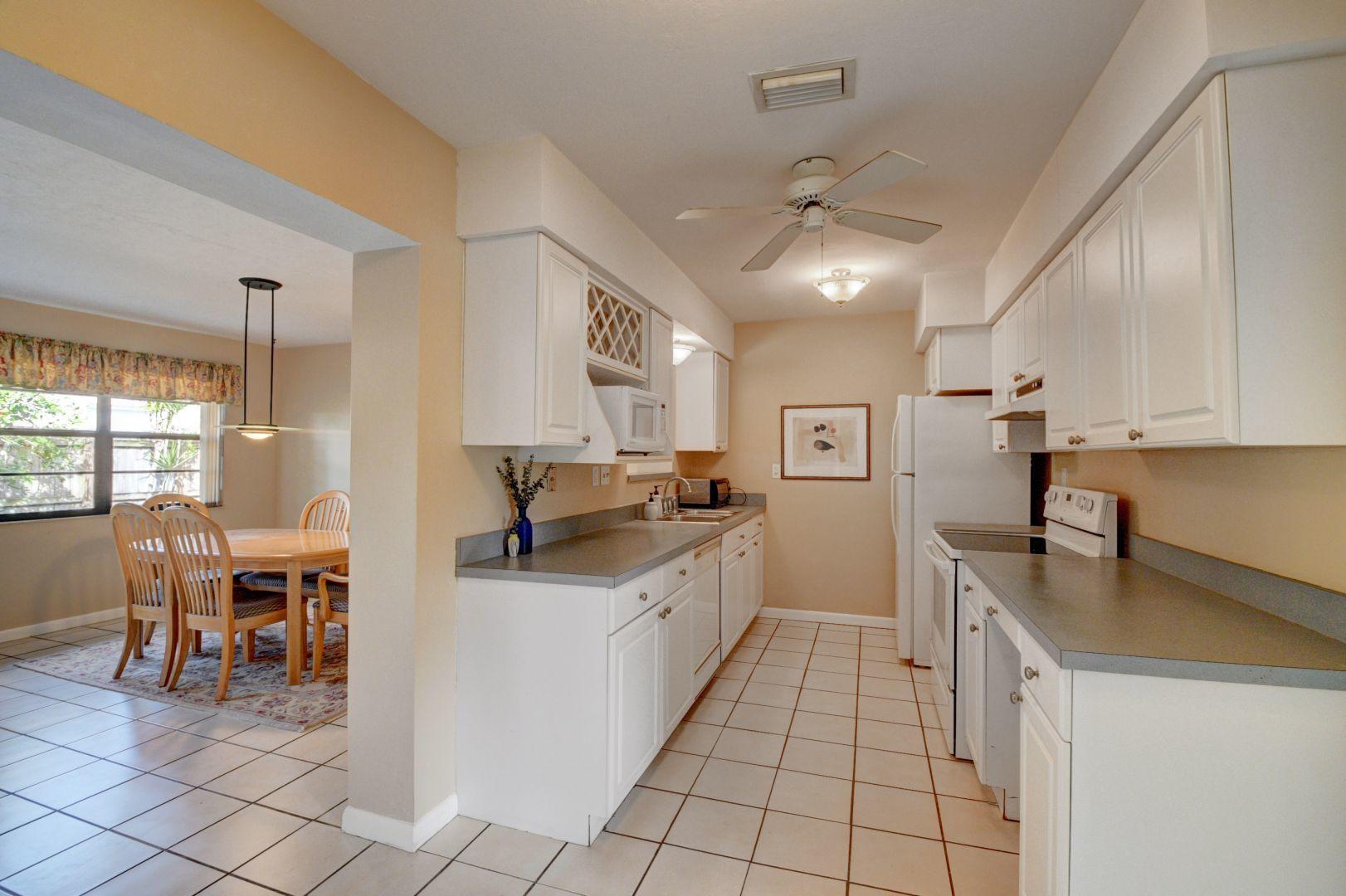 401 Northeast 44th Street Boca Raton, FL 33431 - Photo 10 of 29 36_dsc_6798_799_800_801_802