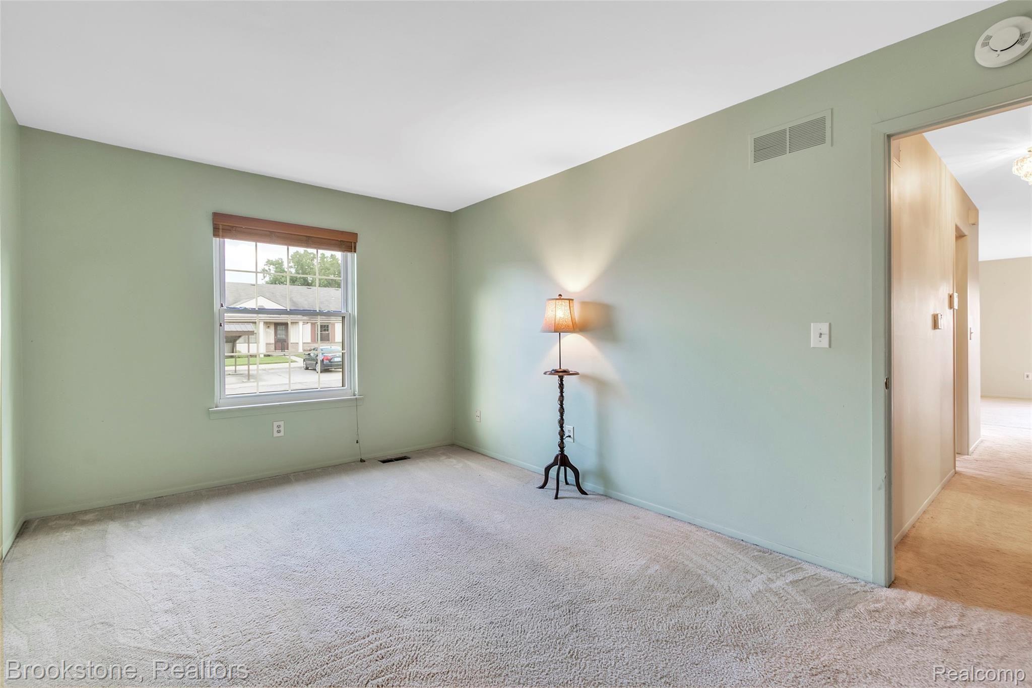 24494 Greenhill Road Warren, MI 48091 - Photo 25 of 37 24494-Greenhill-Warren-MI-windowstill-25.jpg