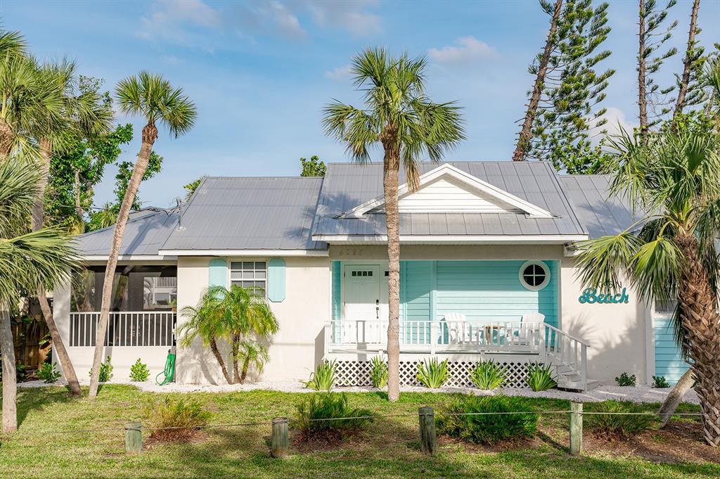 4095 North Beach Road Englewood, FL 34223 - Photo 1 of 1 Gallery Image 1