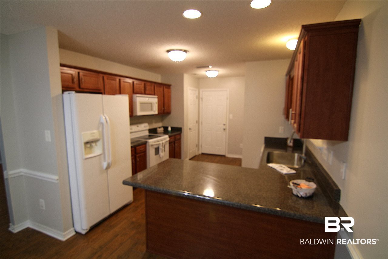 1839 Kendall Court Mobile, AL 36695 - Photo 3 of 19