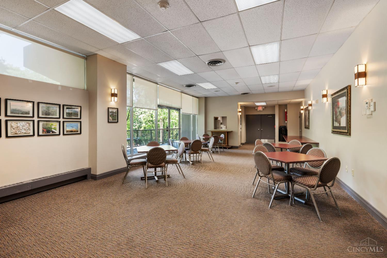 2324 Madison Road, Unit 1905 Cincinnati, OH 45208 - Photo 23 of 24 Gallery Image 23