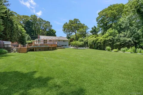 $1,099,000 | 27 Hennessey Drive, Huntington, NY 11743