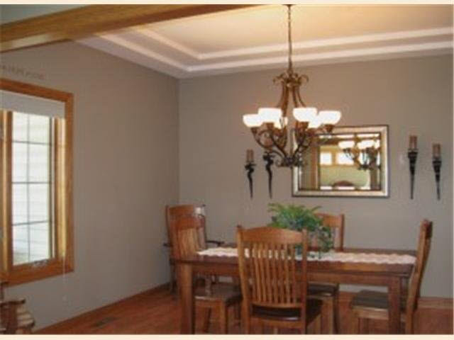 3205 Shelly Lane Northeast Rochester, MN 55906 - Photo 3 of 28 Gallery Image 3