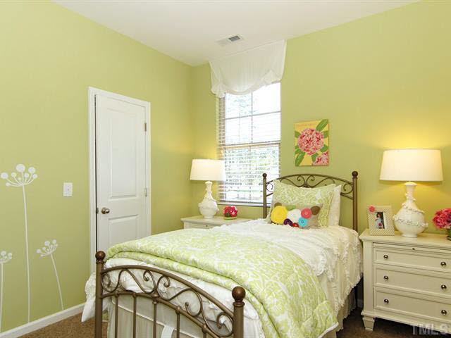 688 Wickham Ridge Road, Unit 142 Apex, NC 27539 - Photo 9 of 18