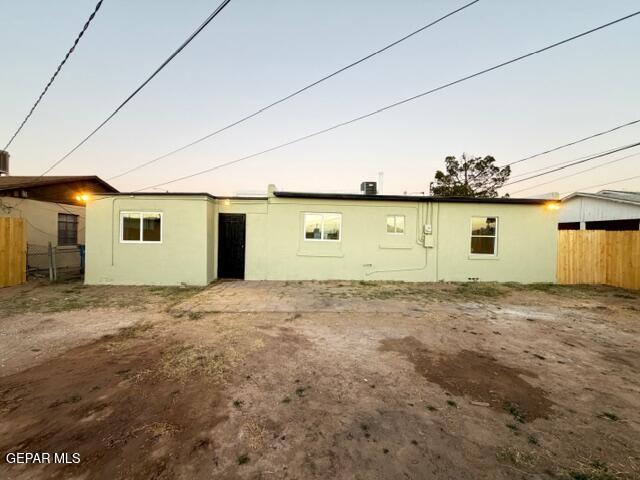 305 Edith Drive El Paso, TX 79915 - Photo 23 of 25 a view of a garage