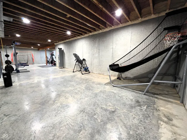 $950,000 | 4763 Nature Hills Lane, Martinsville, IN 46151