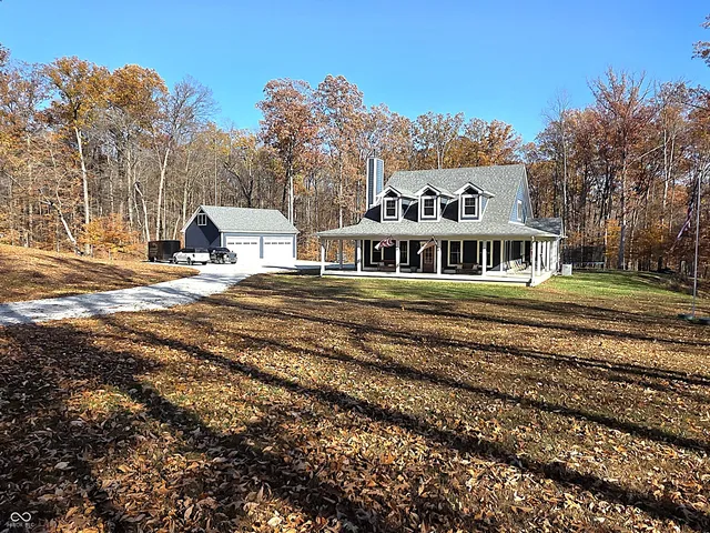 $950,000 | 4763 Nature Hills Lane, Martinsville, IN 46151