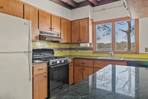 $1,399,900 | 36 Little Neck Lane, Mashpee, MA 02649