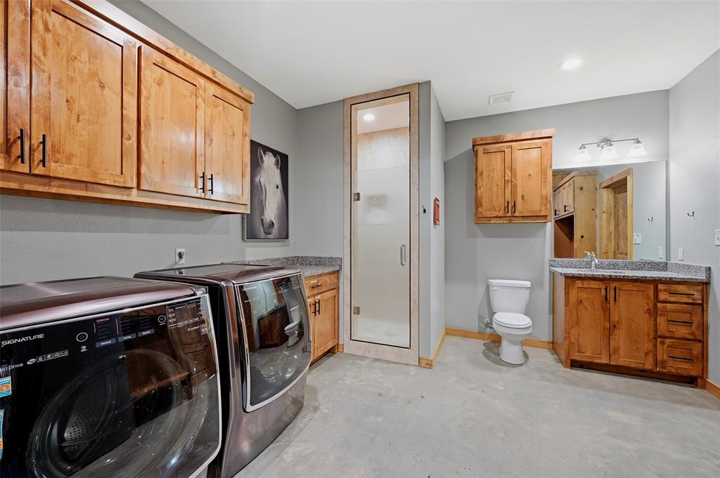 10531 Cole Road Pilot Point, TX 76258 - Photo 14 of 40