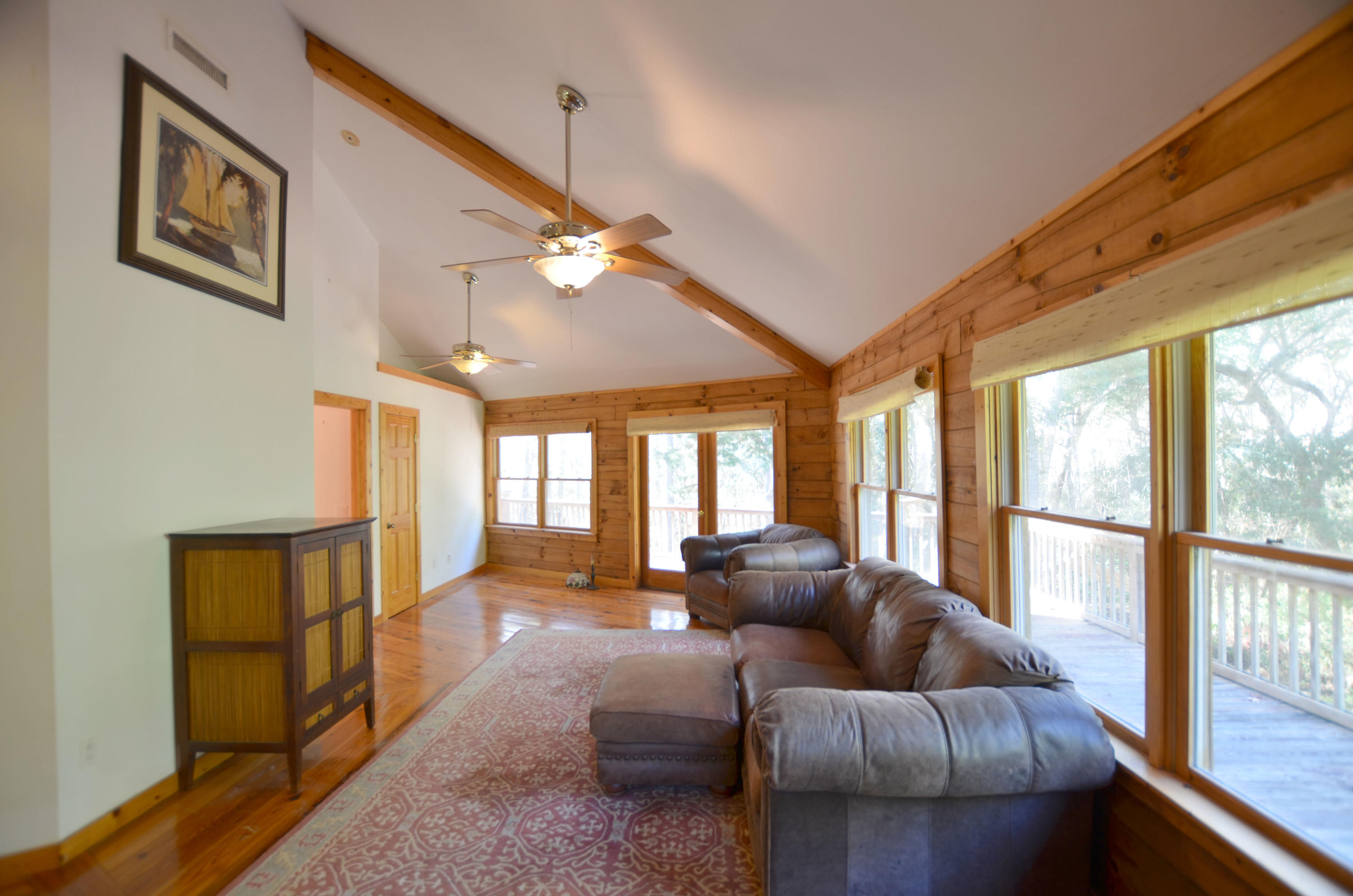 9621 2 Pines Road McClellanville, SC 29458 - Photo 18 of 29 House-Living