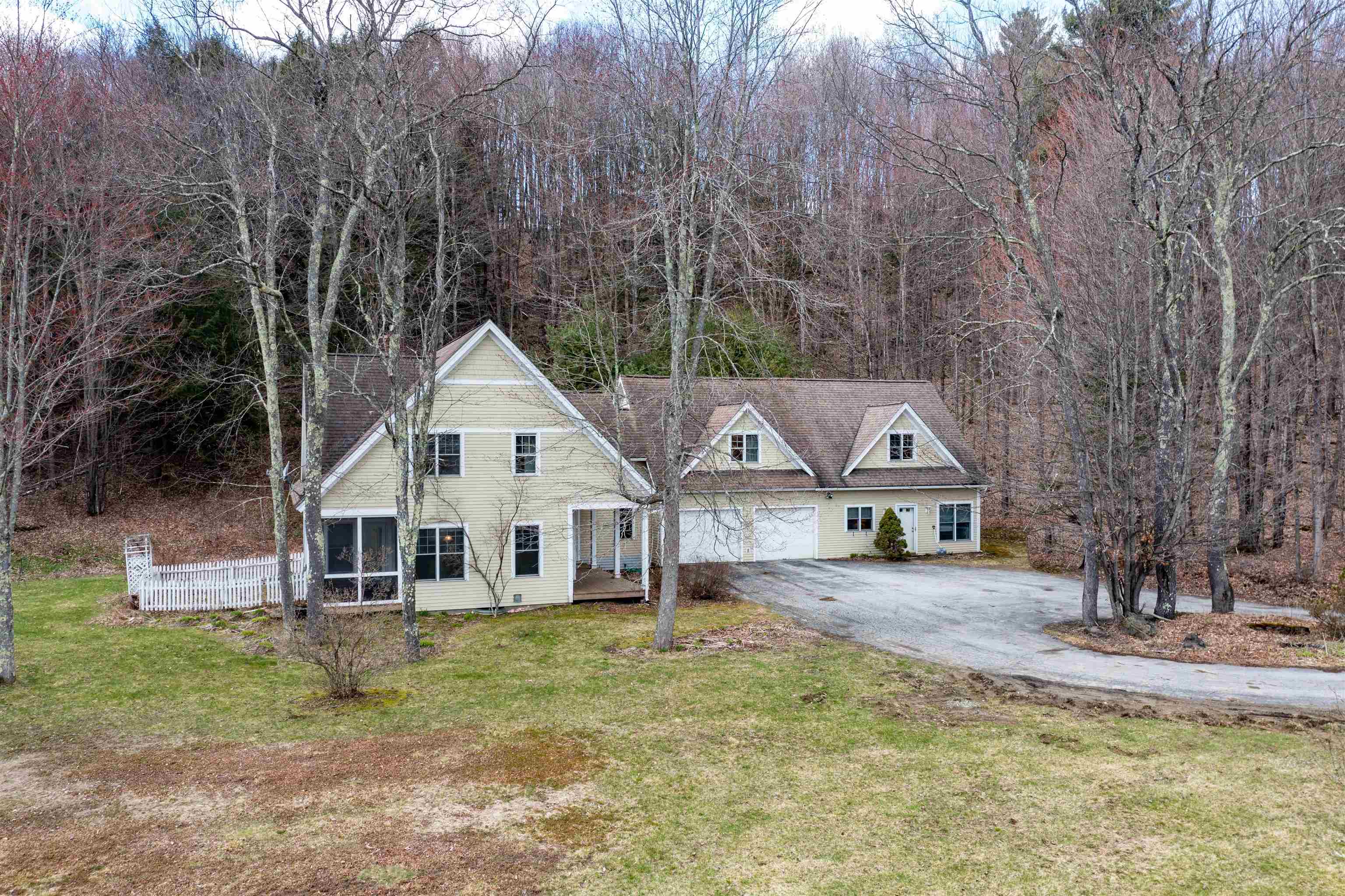 523 Little River Farm Road Stowe, VT 05672 - Photo 5 of 36 Gallery Image 5