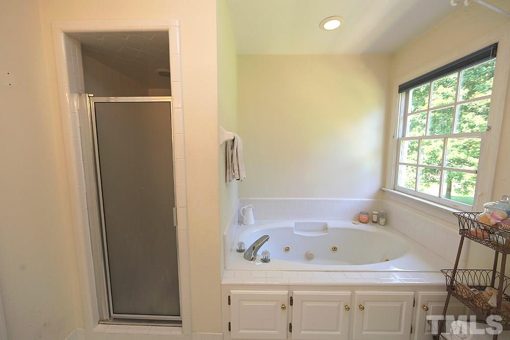 8 Bland Spring Place Durham, NC 27713 - Photo 11 of 23 Gallery Image 11