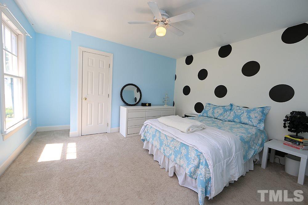 8 Bland Spring Place Durham, NC 27713 - Photo 12 of 23 Gallery Image 12