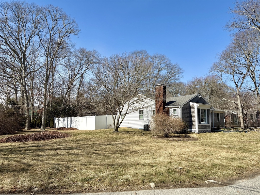 1309 Shootflying Hill Road Barnstable, MA 02632 - Photo 18 of 31