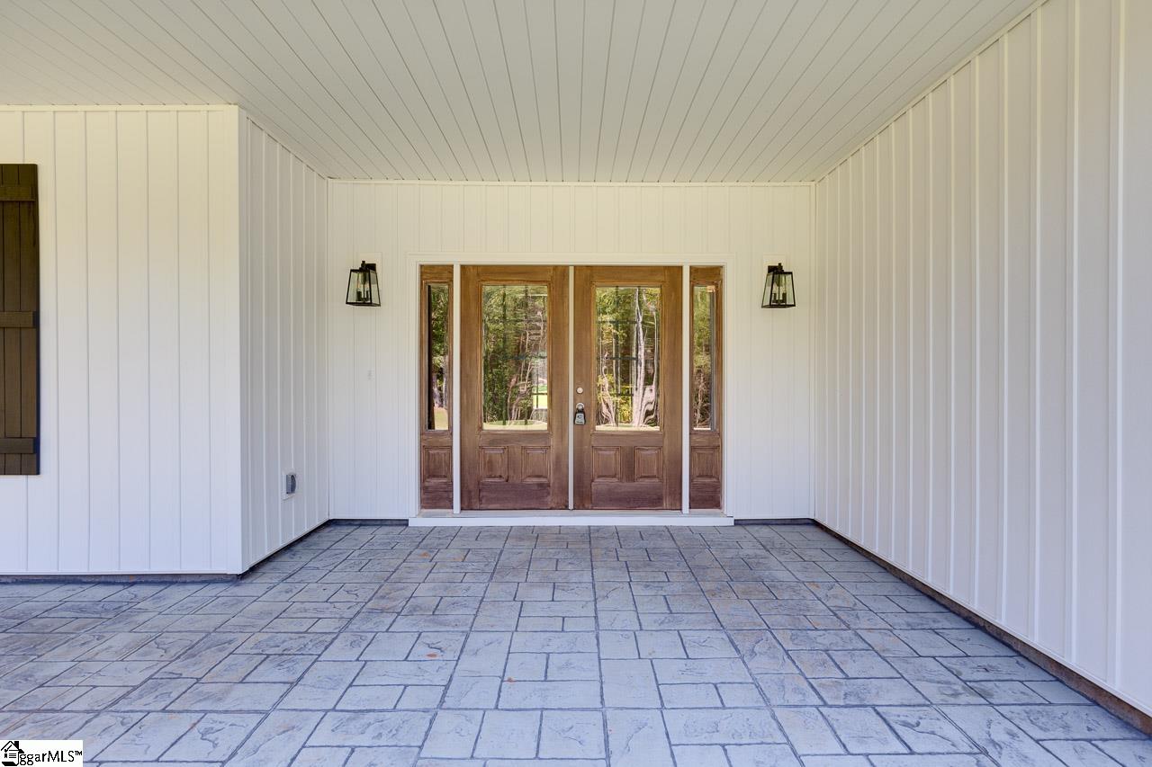 319 Jones Kelley Road Travelers Rest, SC 29690 - Photo 4 of 36