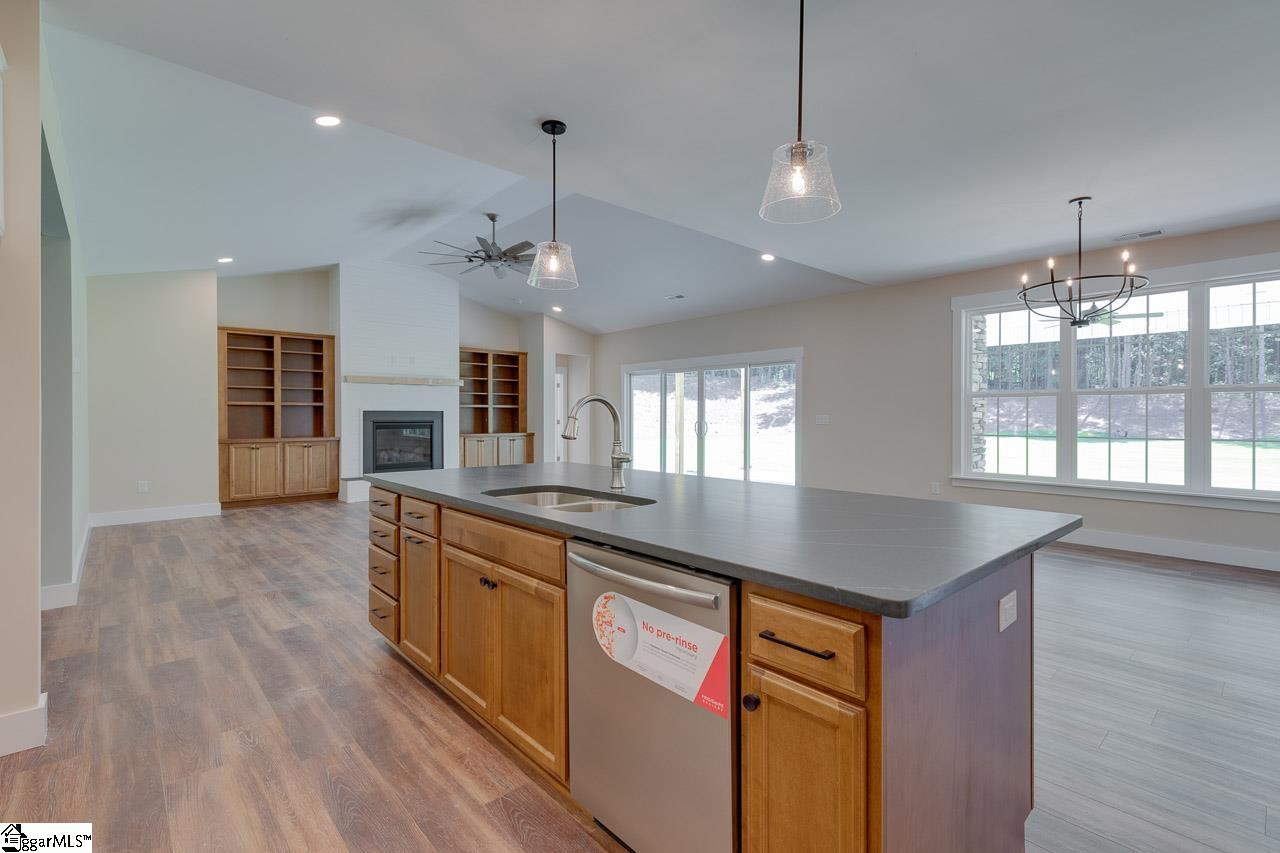 319 Jones Kelley Road Travelers Rest, SC 29690 - Photo 9 of 36