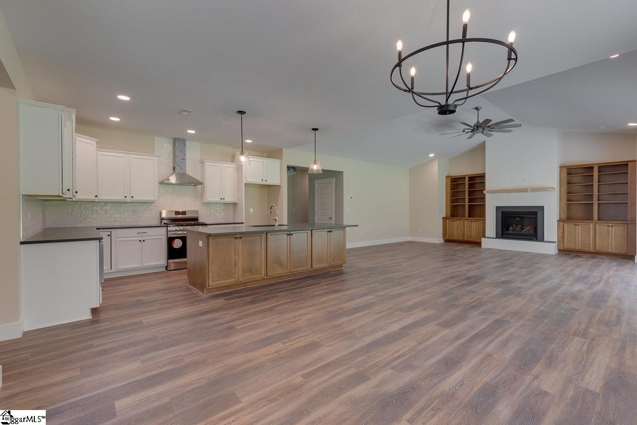 319 Jones Kelley Road Travelers Rest, SC 29690 - Photo 10 of 36