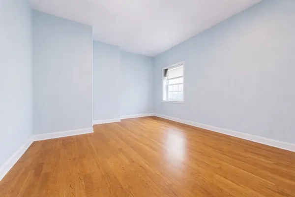 $6,000 | 2 Ward Court, Boston, MA 02127