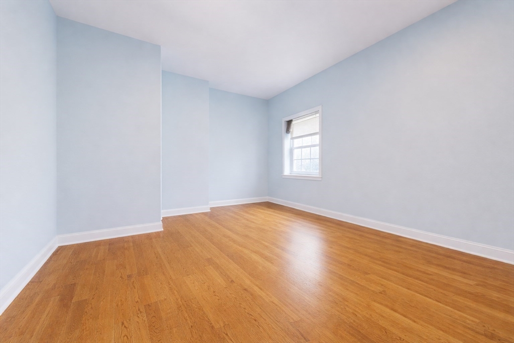 2 Ward Court Boston, MA 02127 - Photo 8 of 9