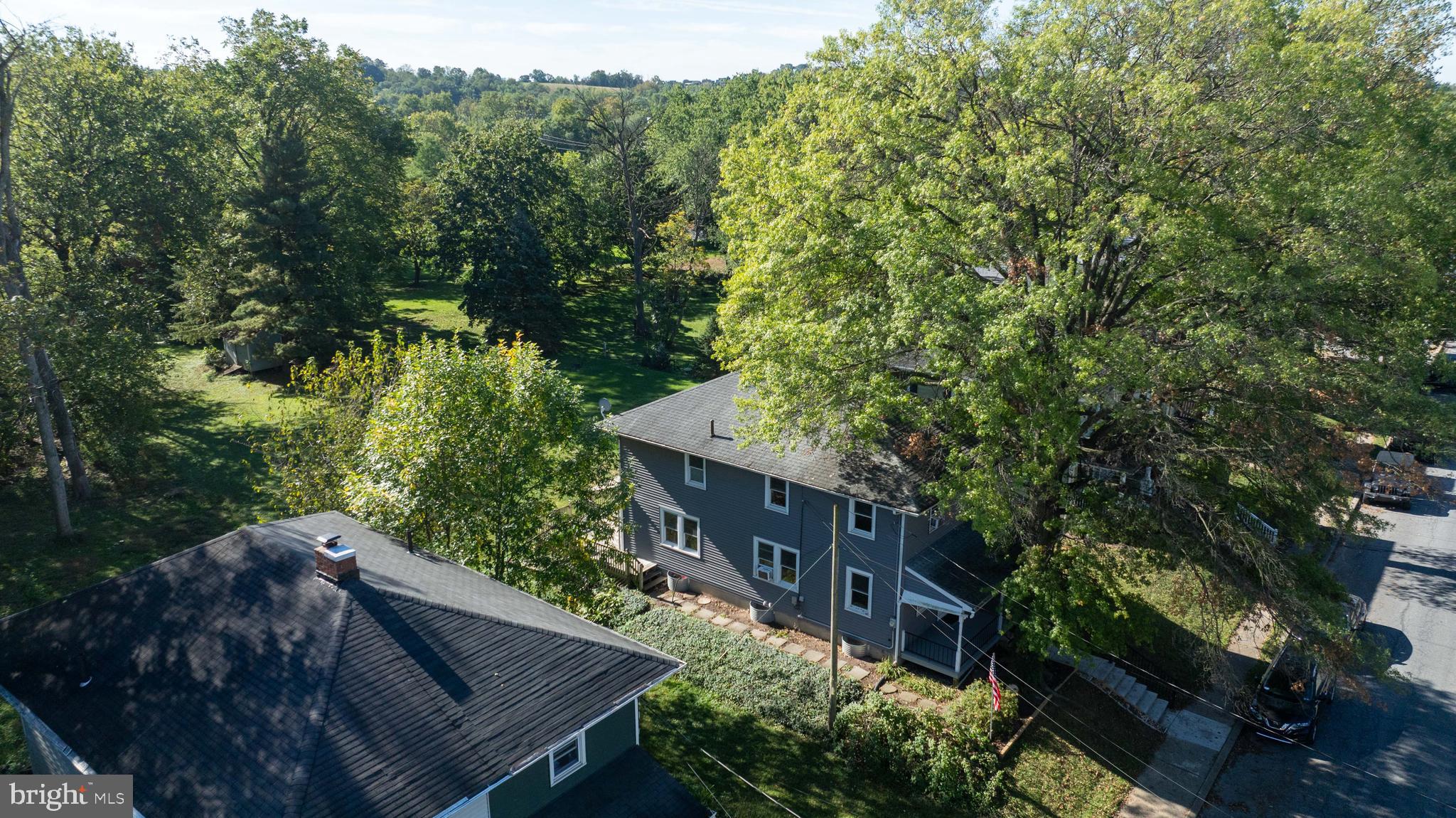 121 Mill Street Manheim, PA 17545 - Photo 27 of 36