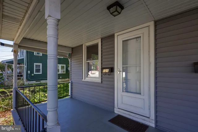 $177,900 | 121 Mill Street, Manheim, PA 17545