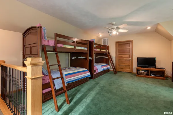 $555,000 | 1165 Lake Shore Drive North, Goreville, IL 62939