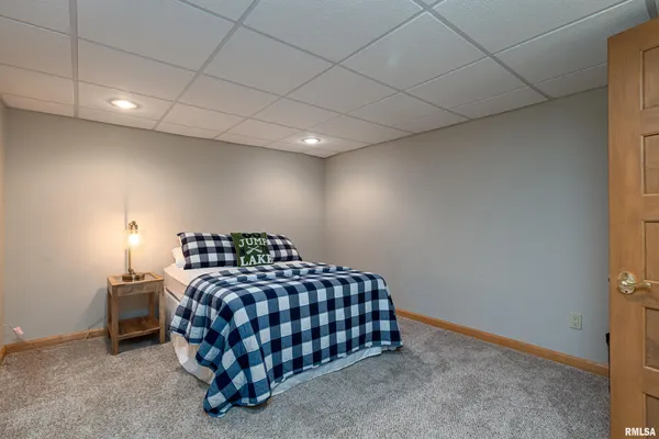 $555,000 | 1165 Lake Shore Drive North, Goreville, IL 62939