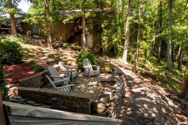 $555,000 | 1165 Lake Shore Drive North, Goreville, IL 62939