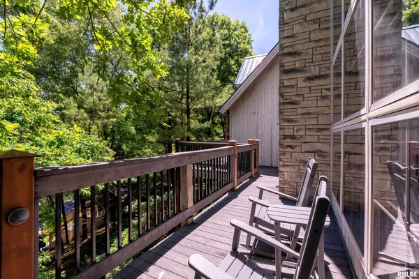 $555,000 | 1165 Lake Shore Drive North, Goreville, IL 62939