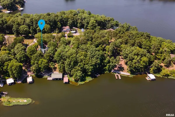 $555,000 | 1165 Lake Shore Drive North, Goreville, IL 62939