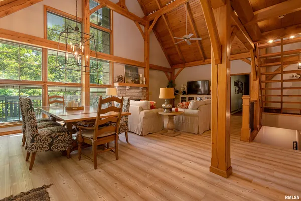 $555,000 | 1165 Lake Shore Drive North, Goreville, IL 62939