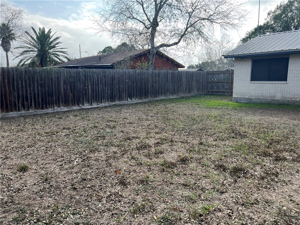 803 Continental Drive Three Rivers, TX 78071 - Photo 12 of 13