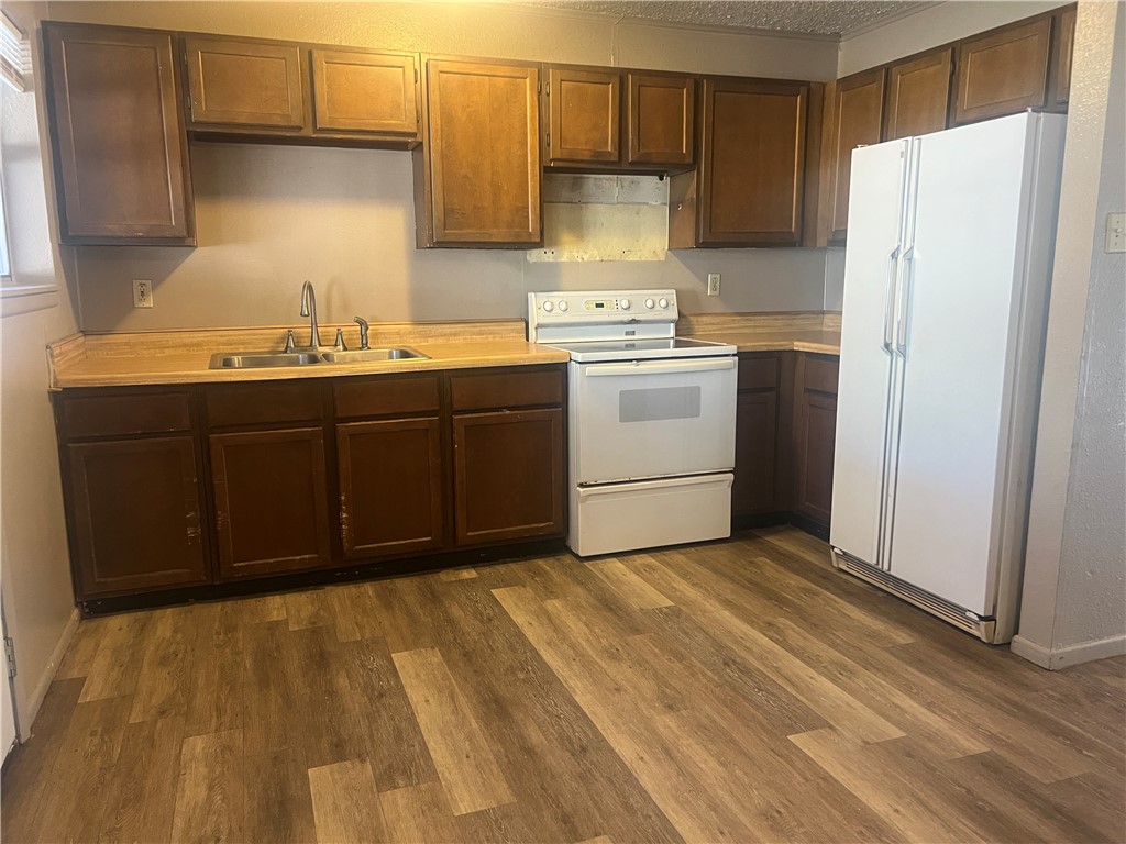 803 Continental Drive Three Rivers, TX 78071 - Photo 3 of 13