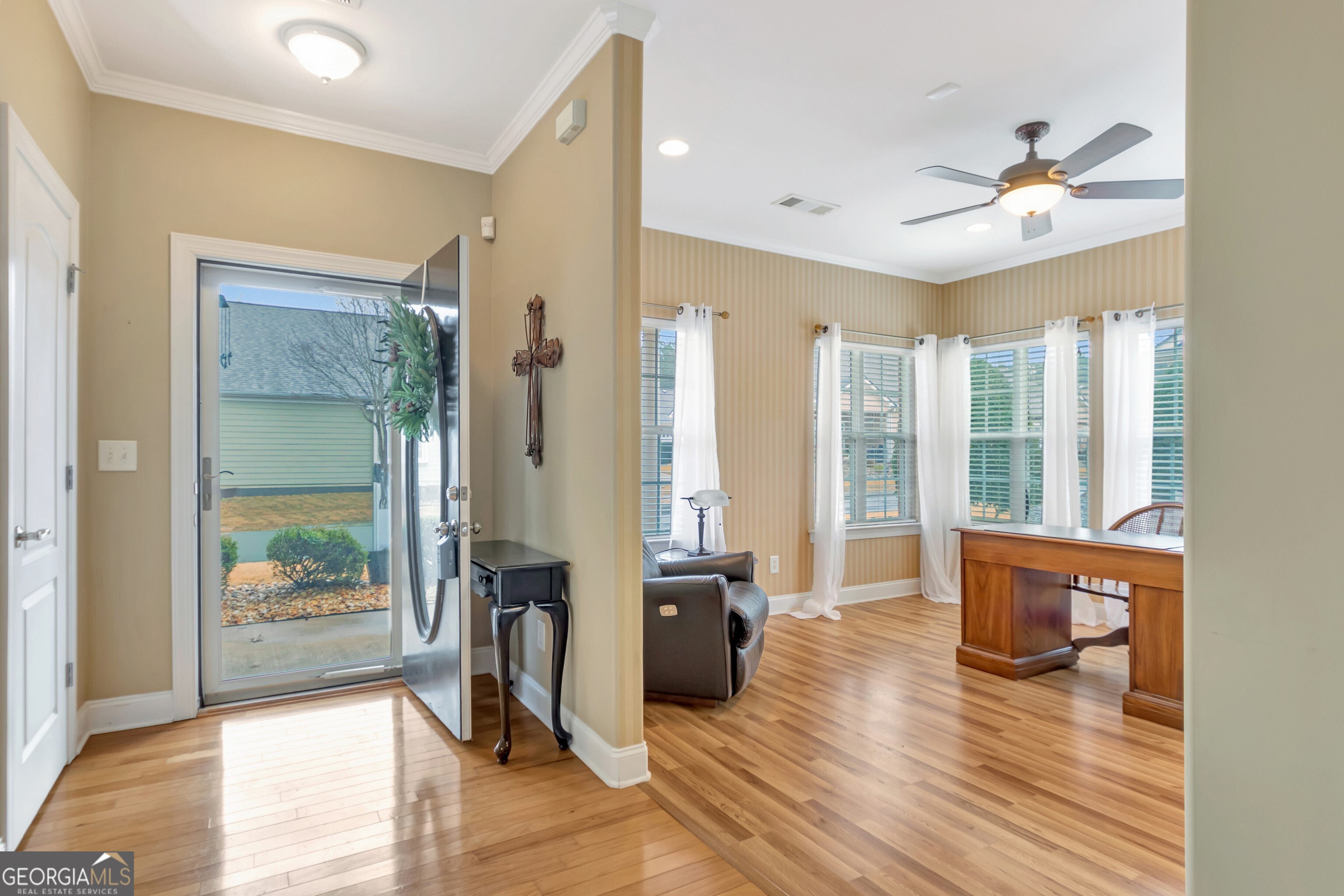 403 Commonwealth Circle Newnan, GA 30263 - Photo 6 of 35