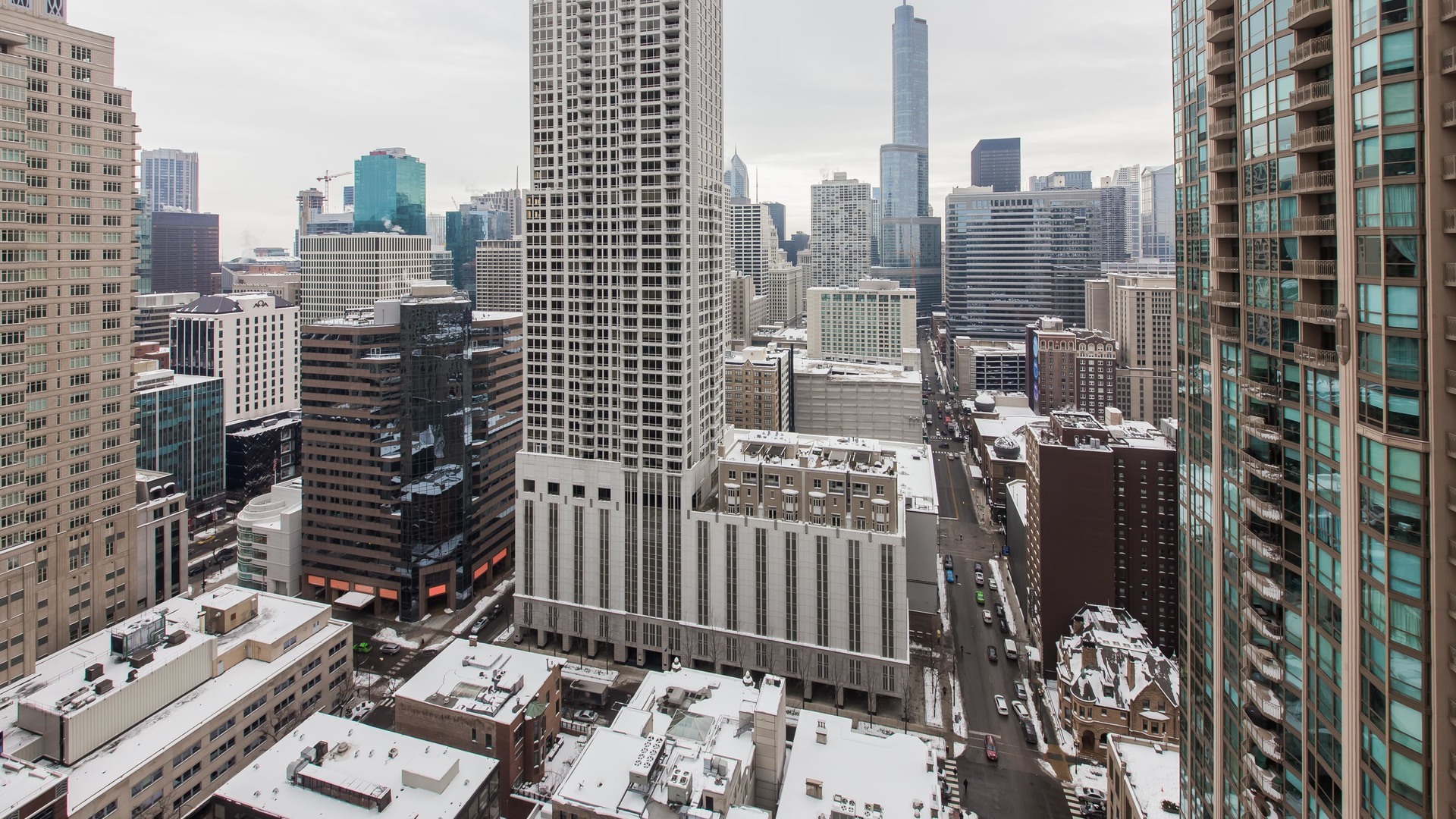 30 East Huron Street, Unit 3204 Chicago, IL 60611 - Photo 23 of 30