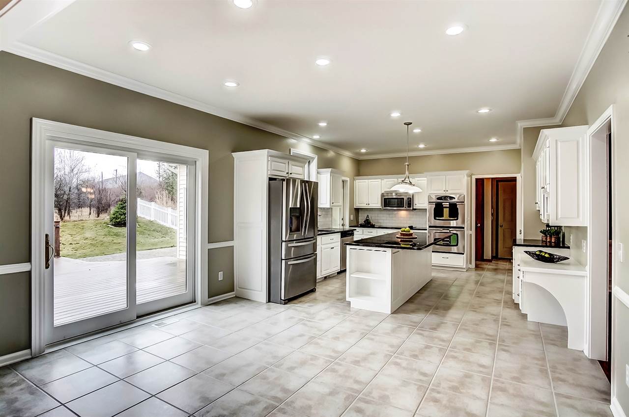 10401 Indian Ridge Drive Fort Wayne, IN 46814 - Photo 12 of 36 Gallery Image 12