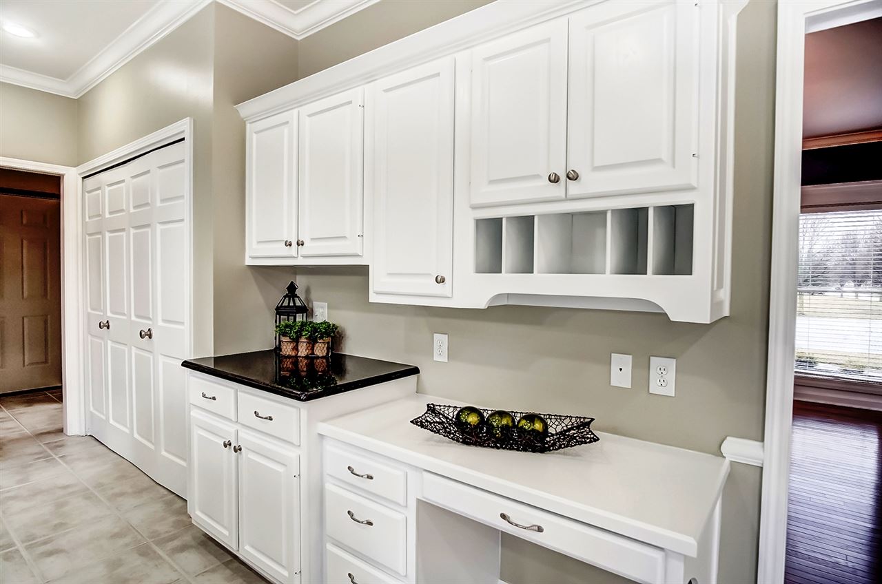 10401 Indian Ridge Drive Fort Wayne, IN 46814 - Photo 16 of 36 Gallery Image 16