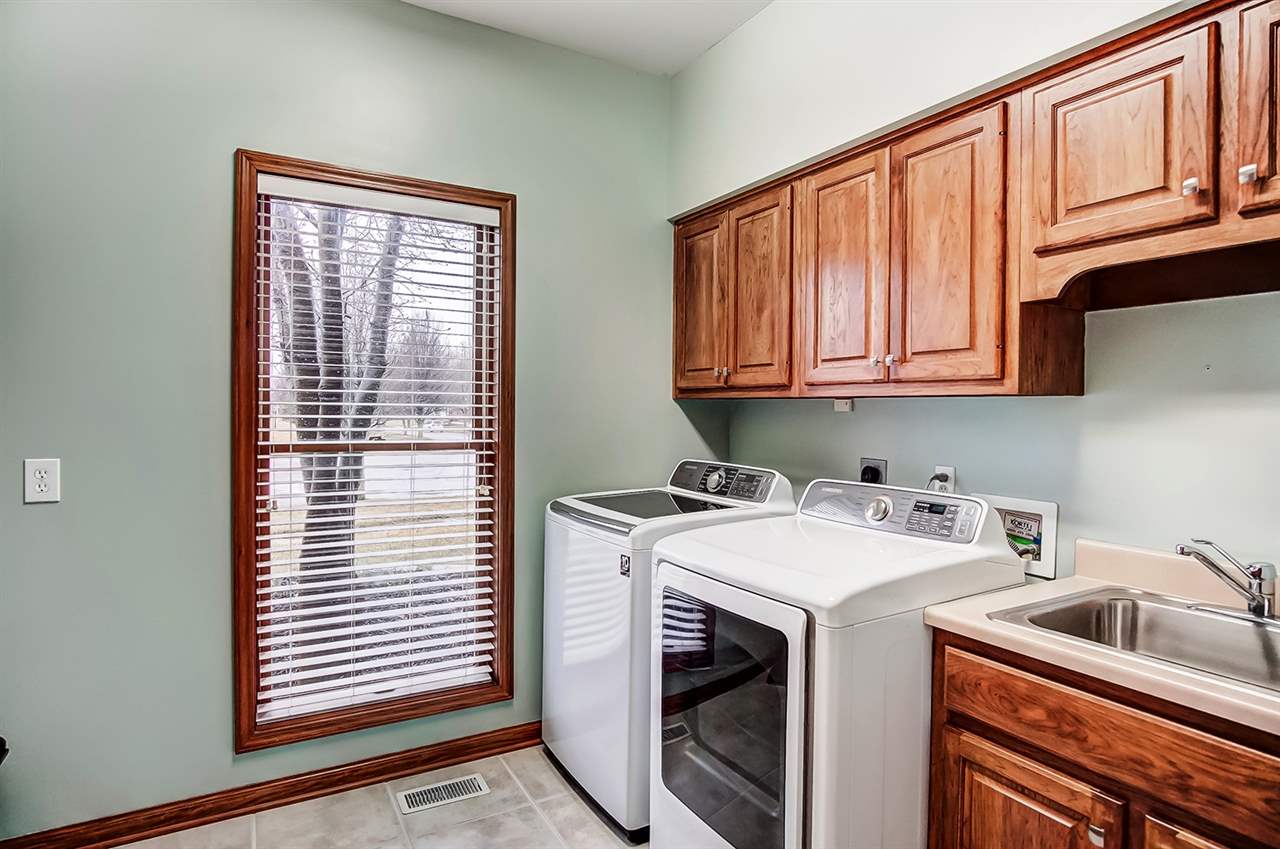10401 Indian Ridge Drive Fort Wayne, IN 46814 - Photo 21 of 36 Gallery Image 21