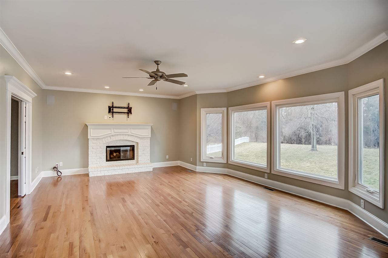 10401 Indian Ridge Drive Fort Wayne, IN 46814 - Photo 9 of 36 Gallery Image 9