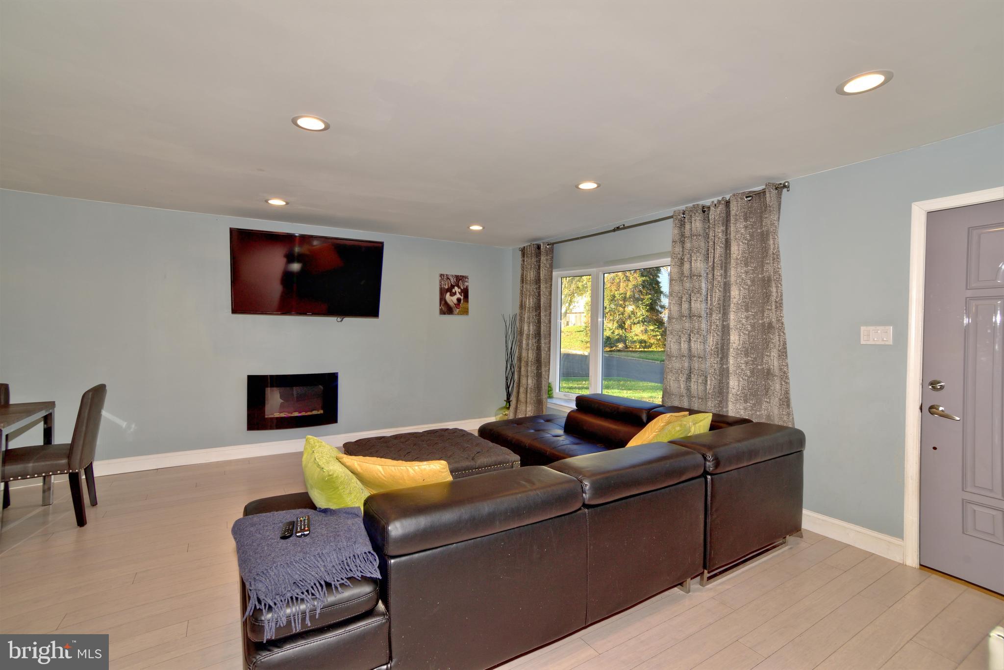 462 Wendy Road Southampton, PA 18966 - Photo 8 of 31 Gallery Image 8