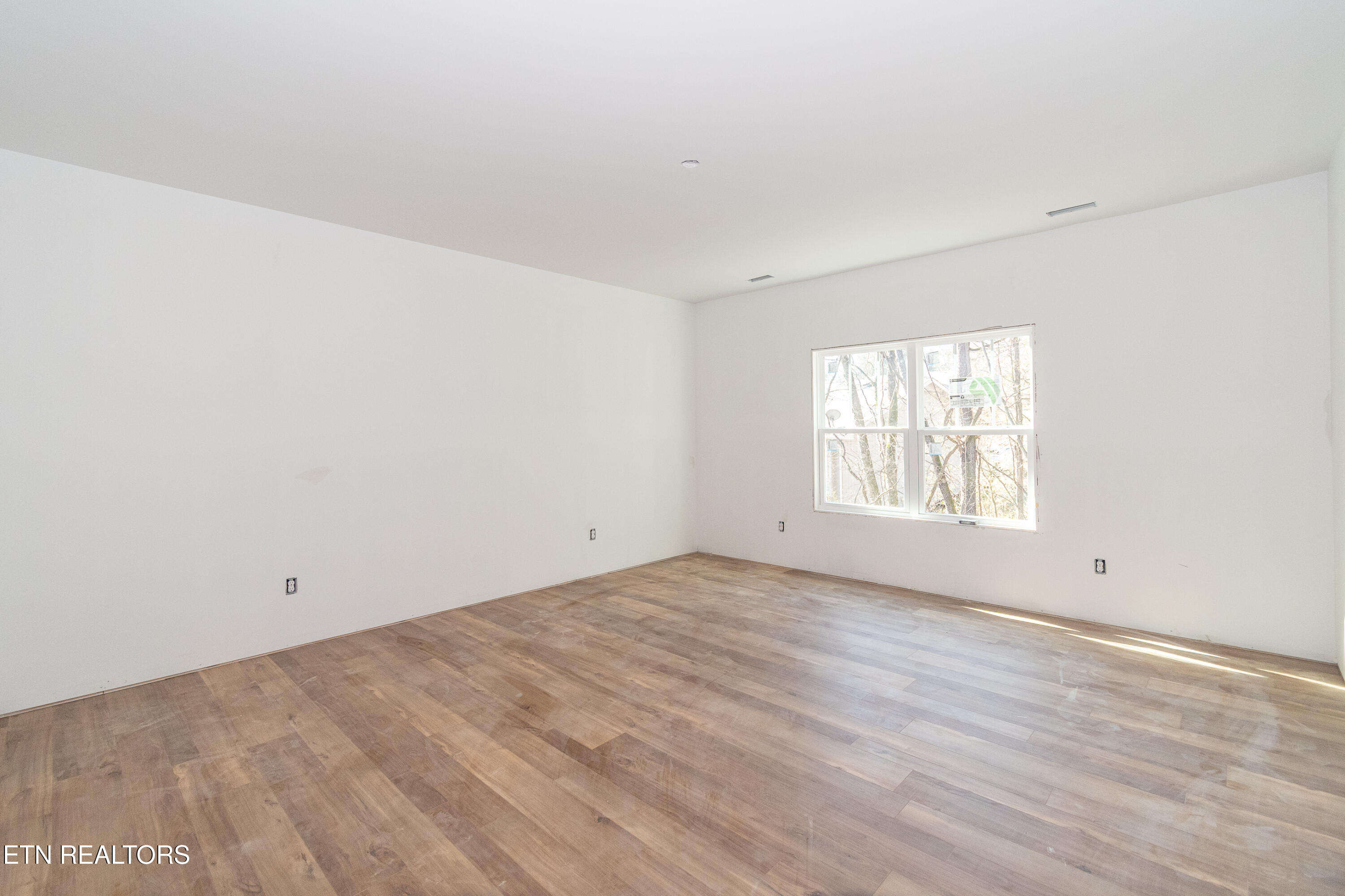 201 Chatuga Way Loudon, TN 37774 - Photo 14 of 25 DSC_4750