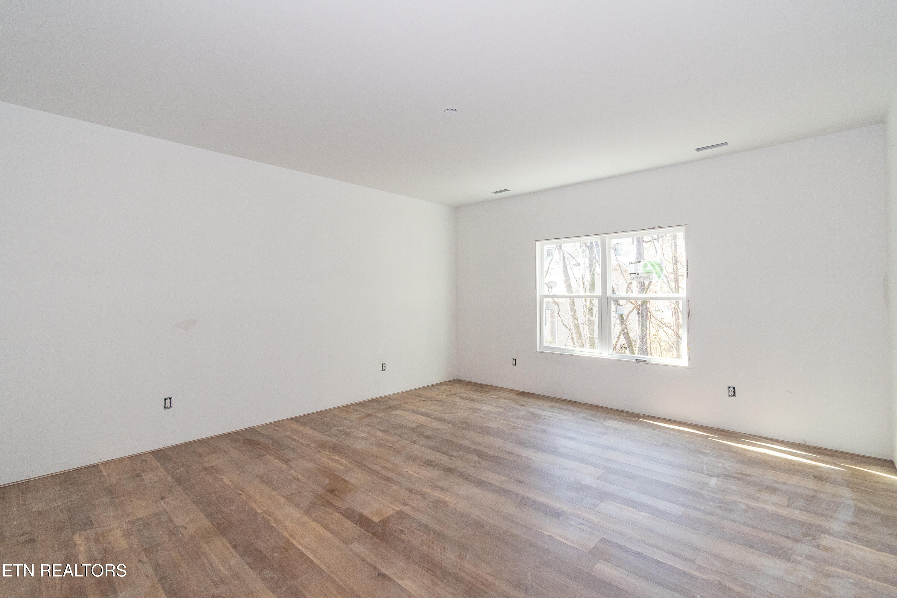 201 Chatuga Way Loudon, TN 37774 - Photo 16 of 25 DSC_4752