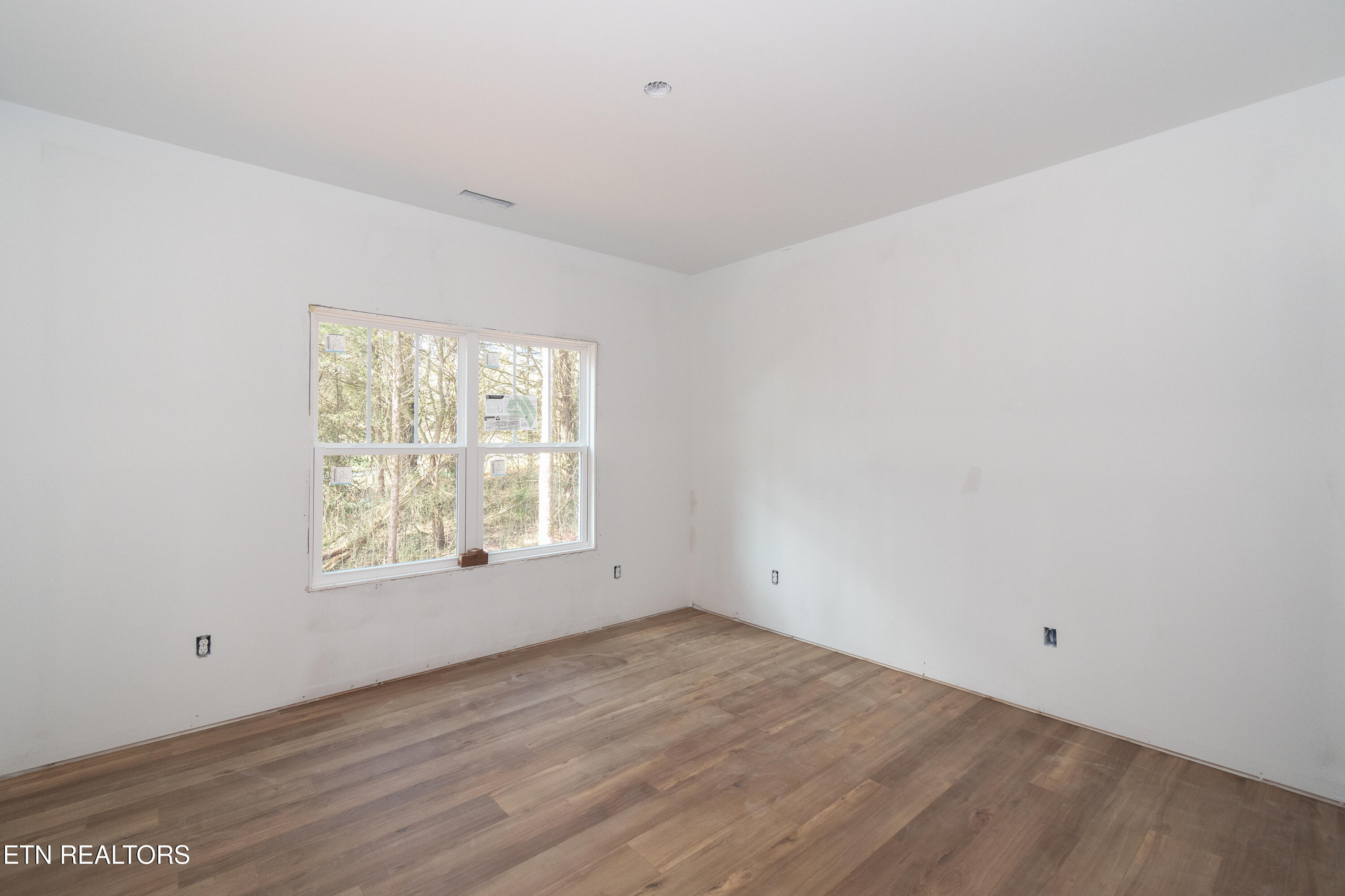 201 Chatuga Way Loudon, TN 37774 - Photo 7 of 25 DSC_4743